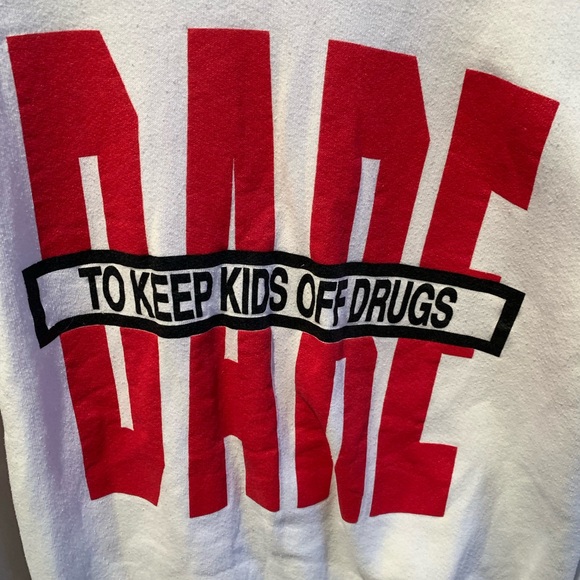 Vintage DARE Sweatshirt - Picture 2 of 8